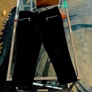 Cropped black slim fitted pants